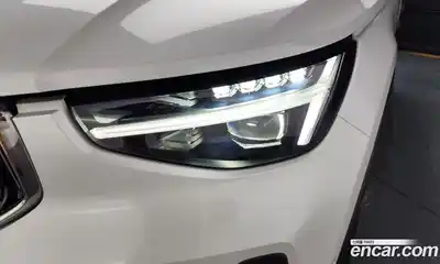 Volvo XC40 2024 2.0 гидро в Москве № 1546756, миниатюра 8