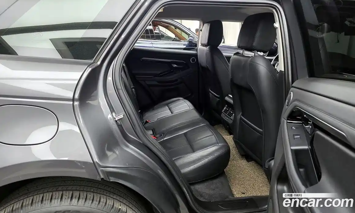 Land Rover Range-Rover Evoque 2020 2.0 гидро в Москве № 1547546, фото 18