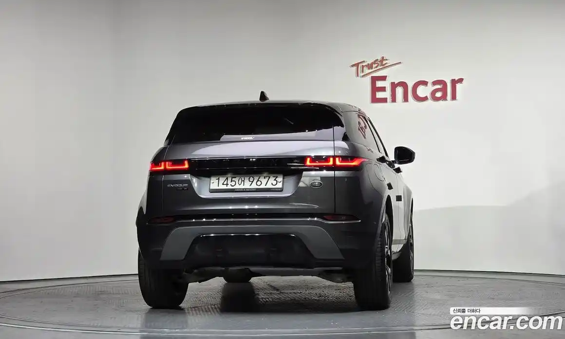 Land Rover Range-Rover Evoque 2020 2.0 гидро в Москве № 1547546, фото 4