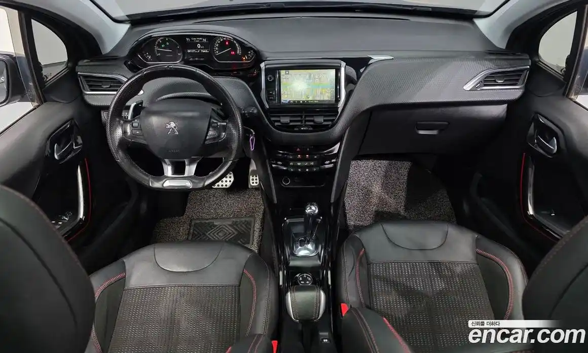 Peugeot 2008 2017 1.6 гидро в Москве, фото 10