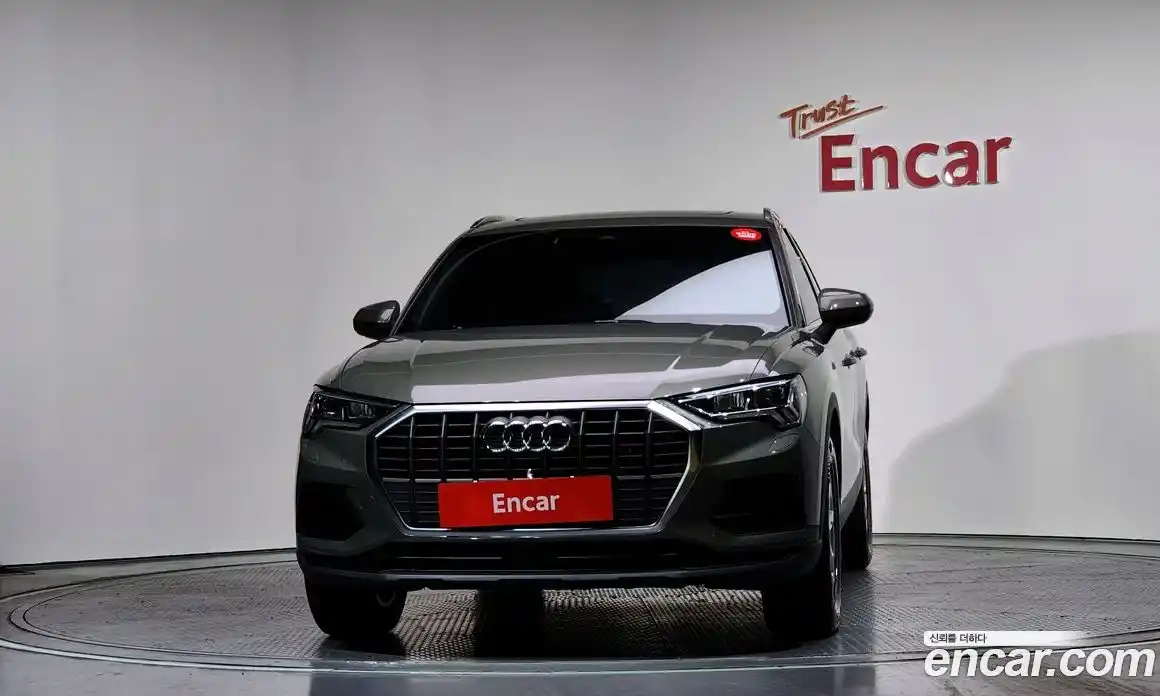 Audi Q3 2023 2.0 гидро в Москве № 157936, фото 3