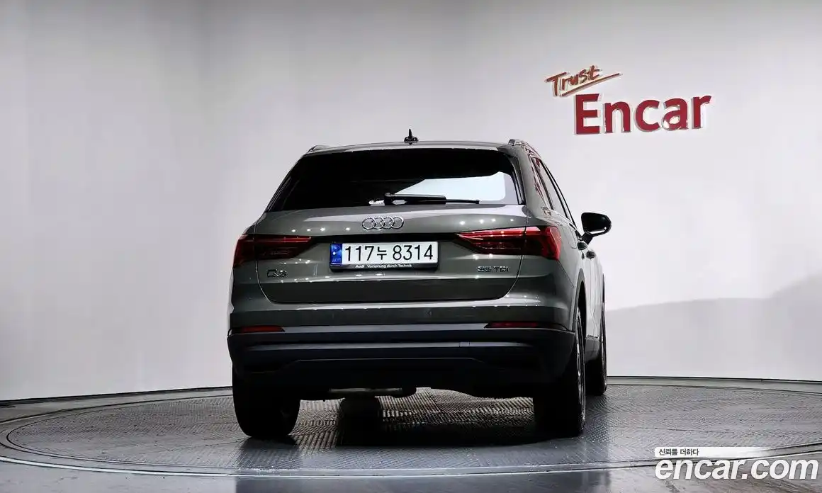 Audi Q3 2023 2.0 гидро в Москве № 157936, фото 4
