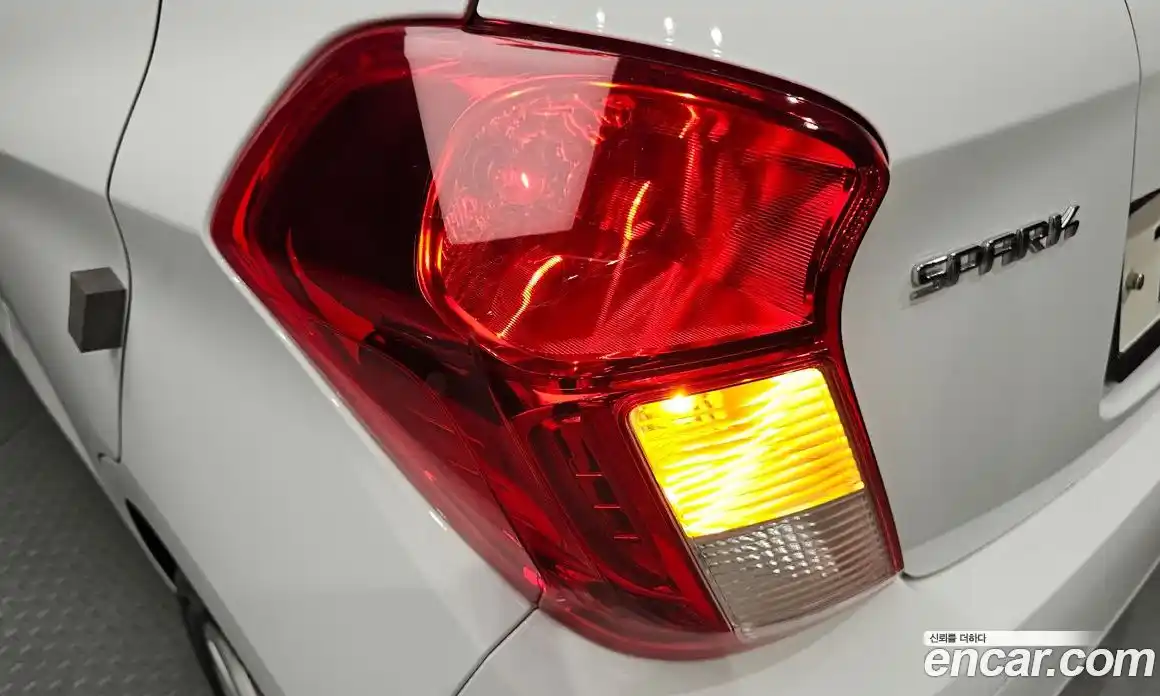 Chevrolet Spark 2018 1.0 гидро в Москве № 1613609, фото 9