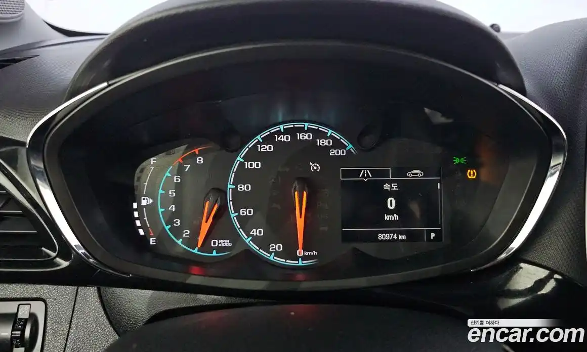 Chevrolet Spark 2016 1.0 гидро в Москве, фото 11