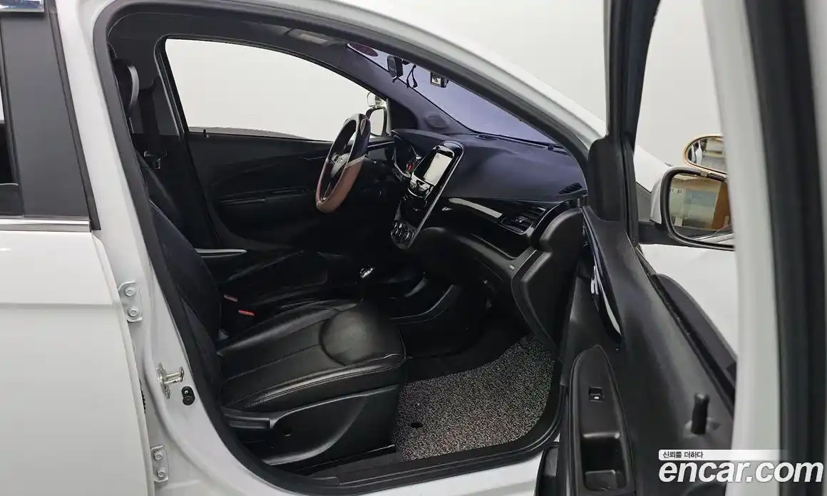 Chevrolet Spark 2016 1.0 гидро в Москве, фото 24