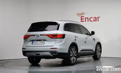 Renault QM6 2022 2.0 гидро в Москве № 1615116, миниатюра 2