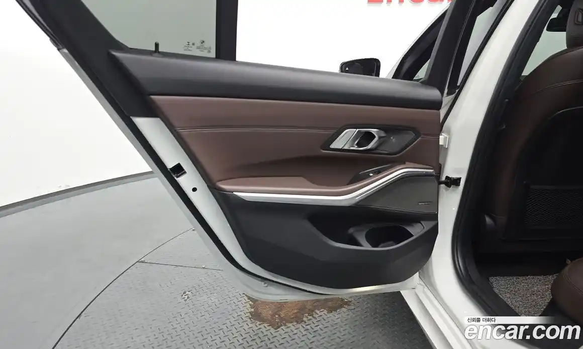 BMW 3-Series 2019 2.0 гидро в Москве № 1615764, фото 15