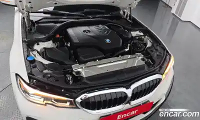 BMW 3-Series 2019 2.0 гидро в Москве № 1615764, миниатюра 6