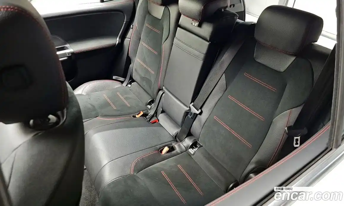 Mercedes-Benz GLB-Class 2020 2.0 гидро в Москве № 1616861, фото 31