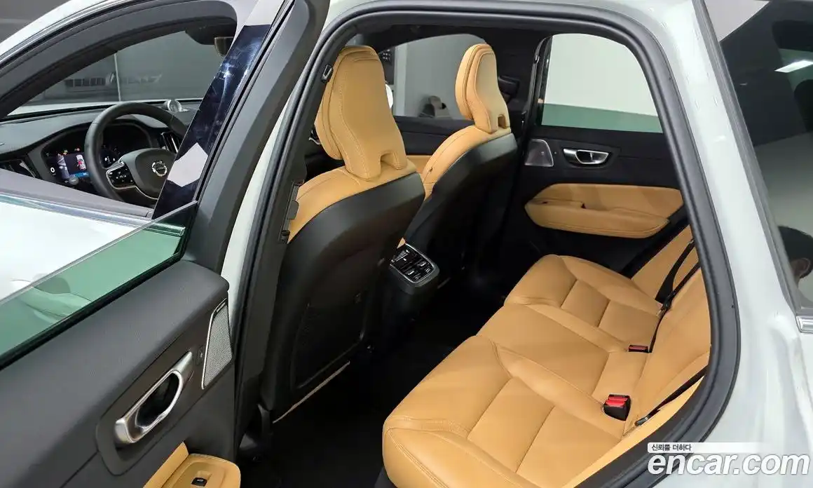 Volvo XC60 2024 2.0 гидро в Москве № 1618529, фото 17