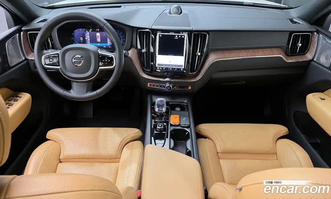 Volvo XC60 2024 2.0 гидро в Москве № 1618529, фото 36