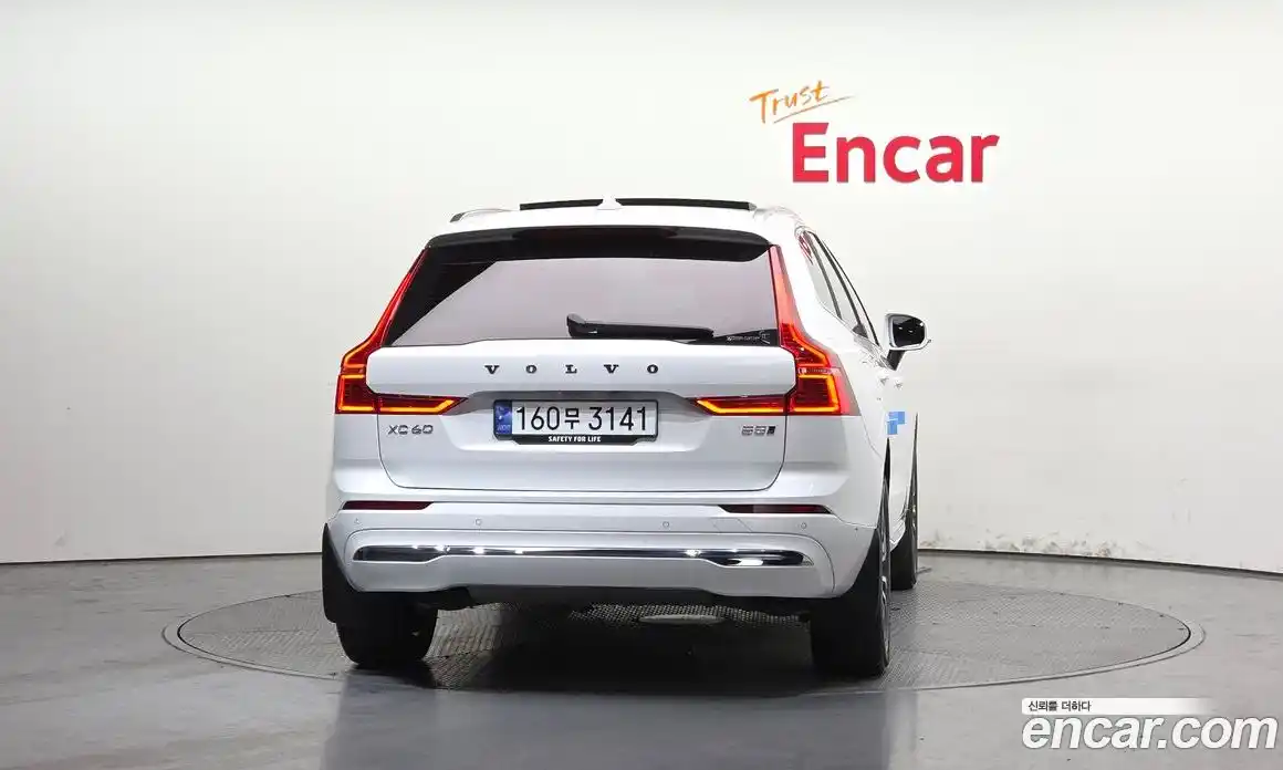 Volvo XC60 2024 2.0 гидро в Москве № 1618529, фото 4
