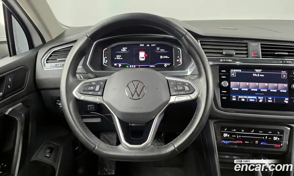Volkswagen Tiguan 2022 2.0 гидро в Москве № 1623055, фото 19