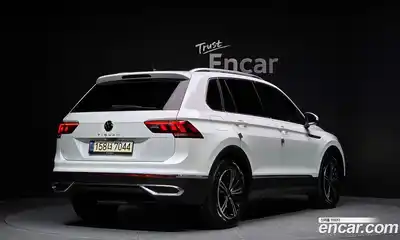 Volkswagen Tiguan 2022 2.0 гидро в Москве № 1623055, миниатюра 2
