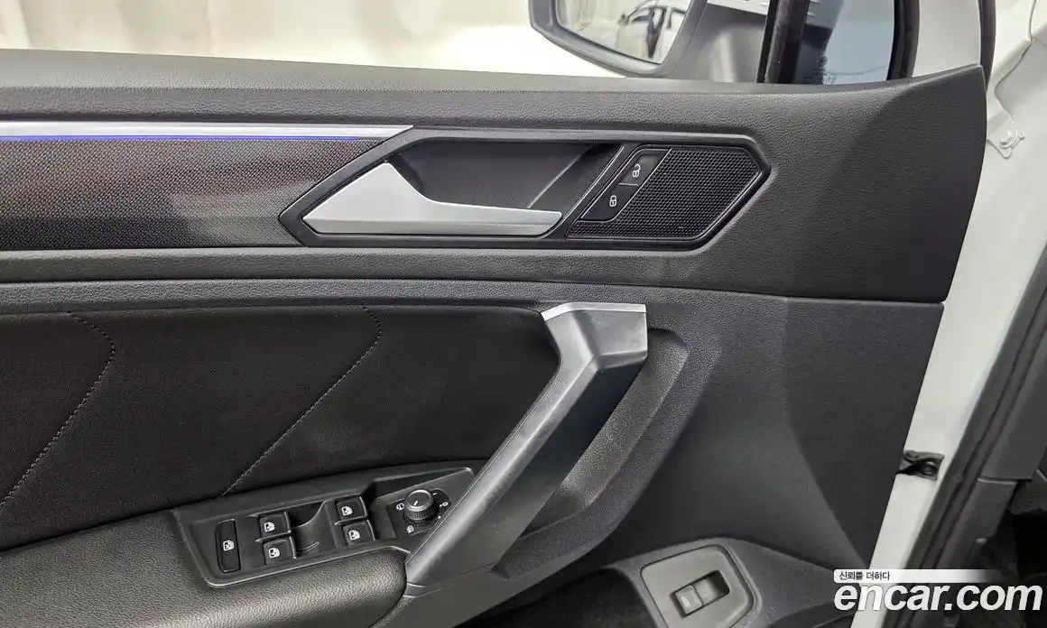Volkswagen Tiguan 2022 2.0 гидро в Москве № 1623055, фото 29