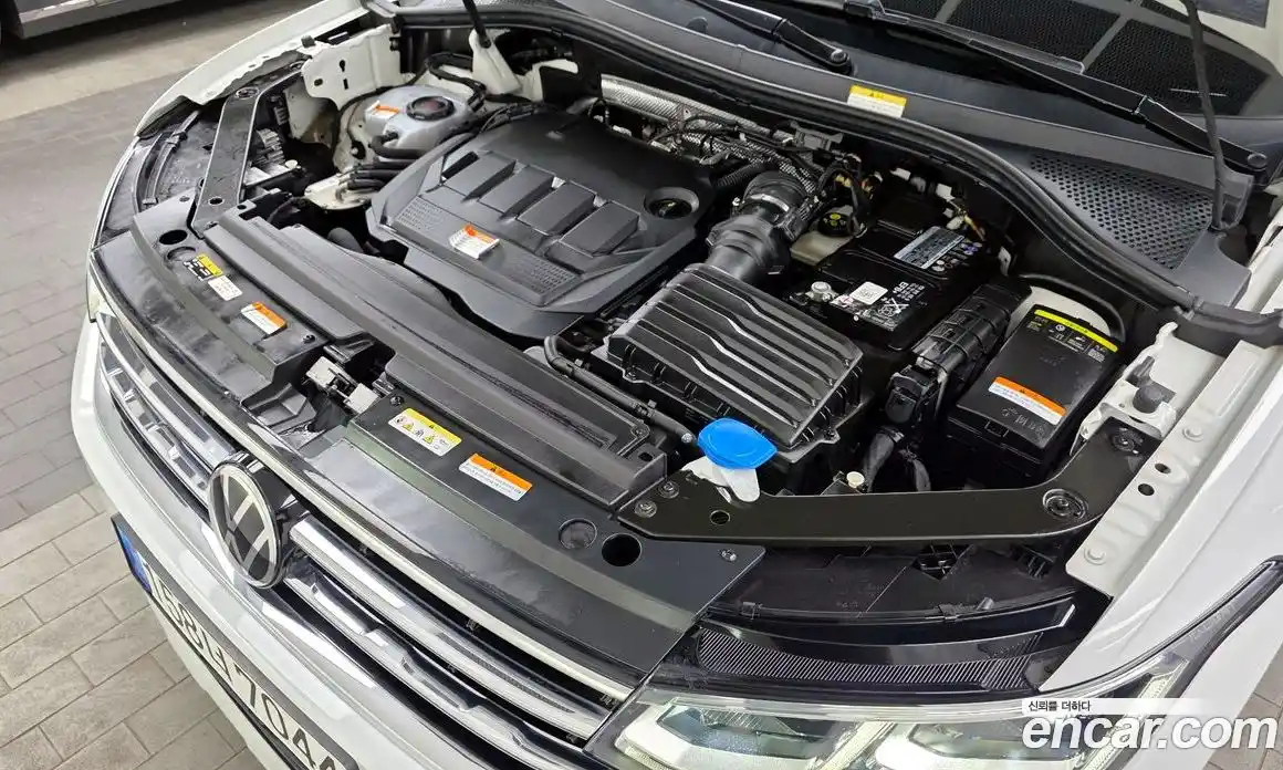 Volkswagen Tiguan 2022 2.0 гидро в Москве № 1623055, фото 6