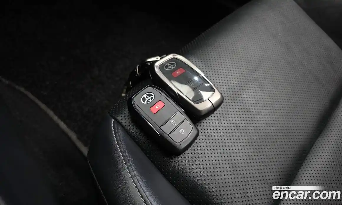 Toyota Prius 2025 2.0 гидро в Москве № 1624323, фото 28