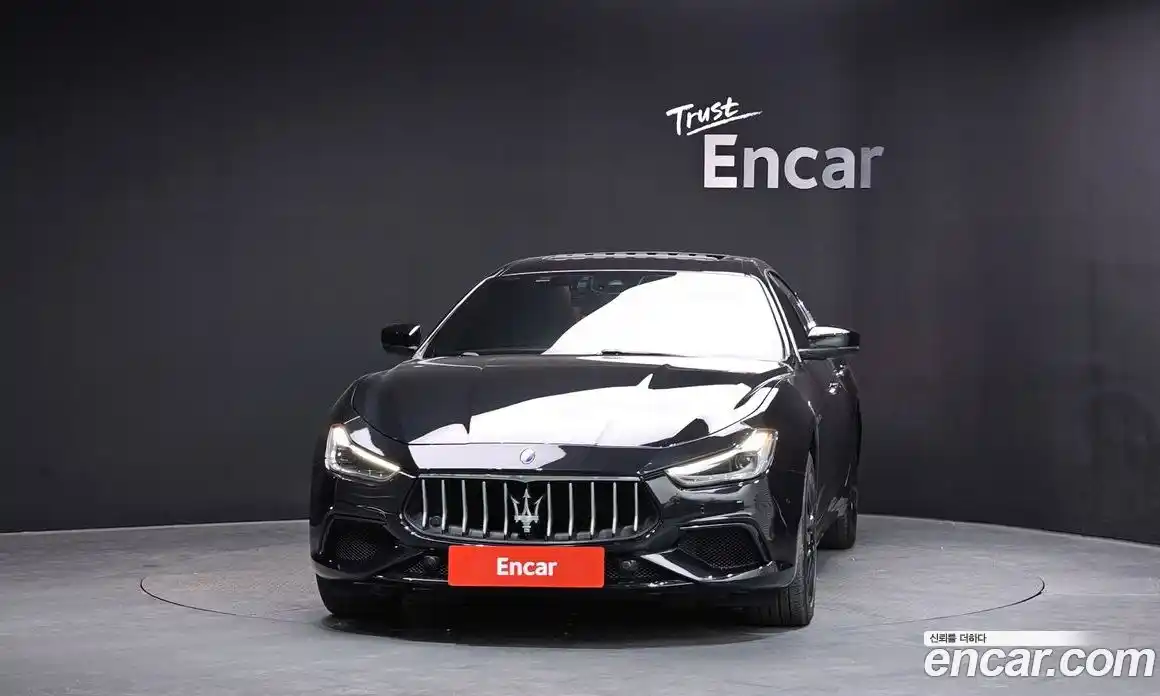 Maserati Ghibli 2017 3.0 гидро, фото 3