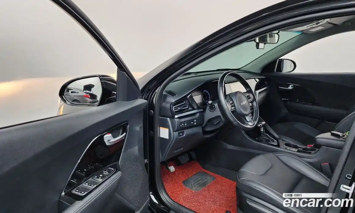 Kia Niro 2021 1.6 гидро в Москве № 1685064, фото 13