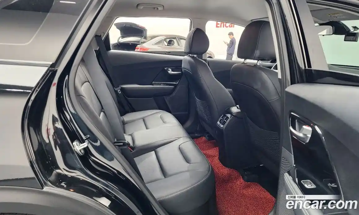 Kia Niro 2021 1.6 гидро в Москве № 1685064, фото 17