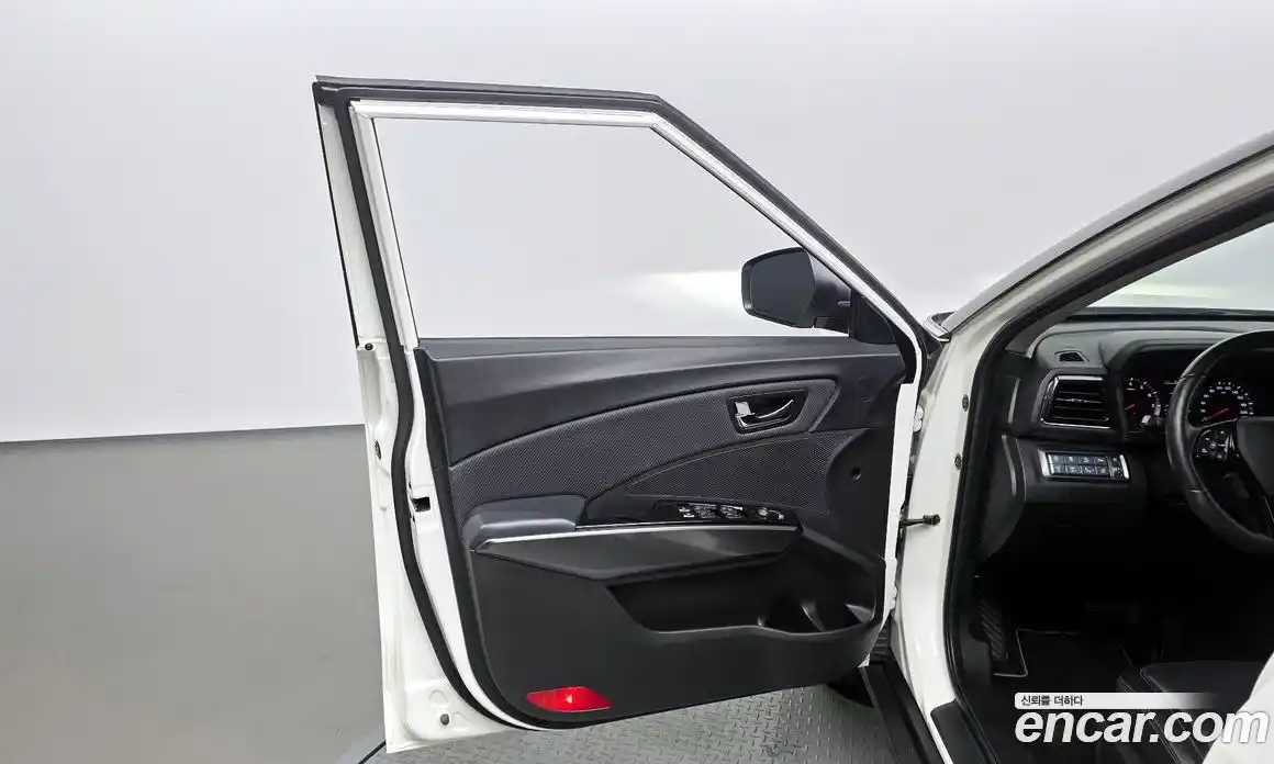 SsangYong TIBOLI 2022 1.5 гидро в Москве № 1685990, фото 14