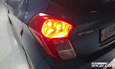 Chevrolet Spark 2018 1.0 гидро в Москве № 1687561, миниатюра 9