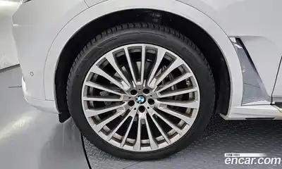 BMW X7 2022 3.0 гидро в Москве № 1689672, миниатюра 5