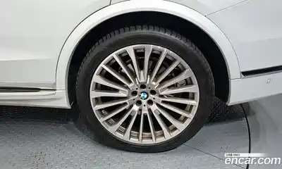 BMW X7 2022 3.0 гидро в Москве № 1689672, миниатюра 7