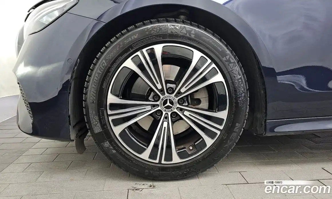 Mercedes-Benz E-Class 2024 2.0 гидро в Москве № 1690000, фото 5