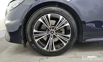 Mercedes-Benz E-Class 2024 2.0 гидро в Москве № 1690000, миниатюра 5