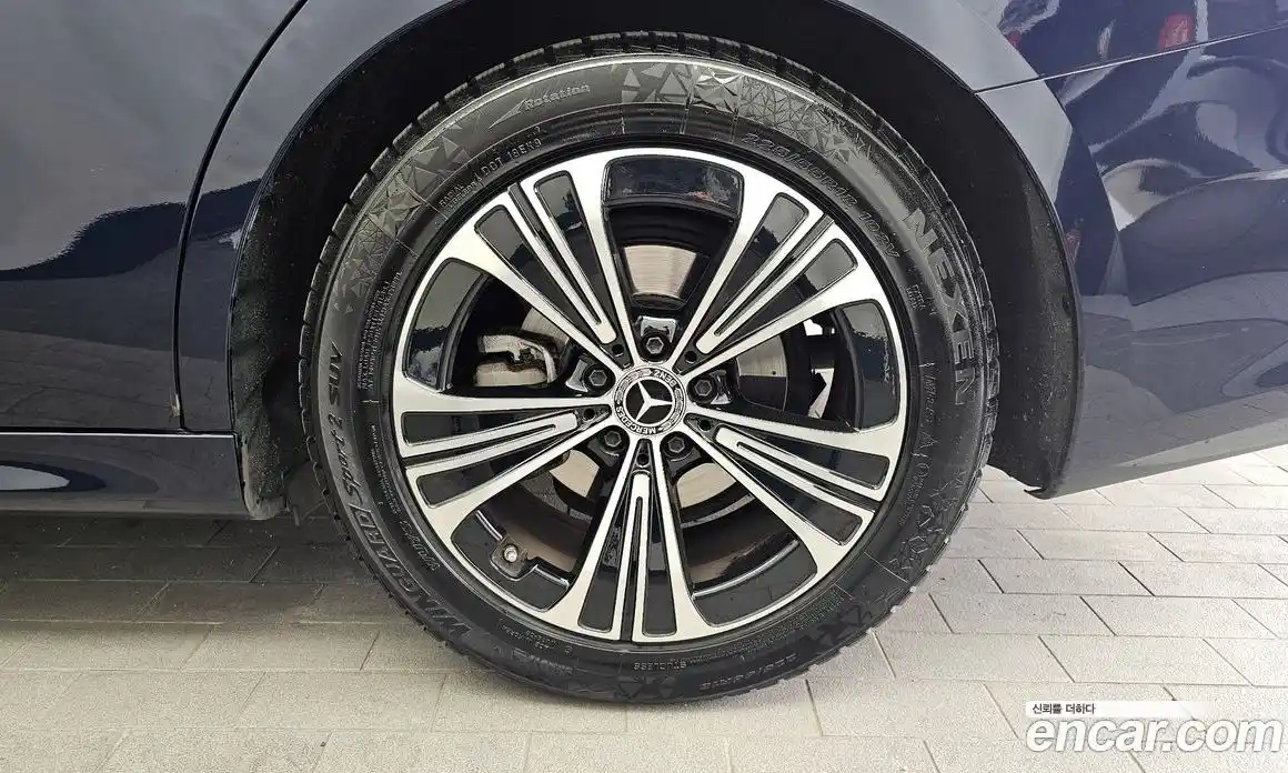 Mercedes-Benz E-Class 2024 2.0 гидро в Москве № 1690000, фото 7