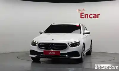 Mercedes-Benz E-Class 2021 2.0 гидро в Москве № 1690070, миниатюра 3