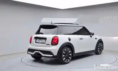 Mini Cooper 2023 2.0 гидро в Москве № 1692600, миниатюра 2