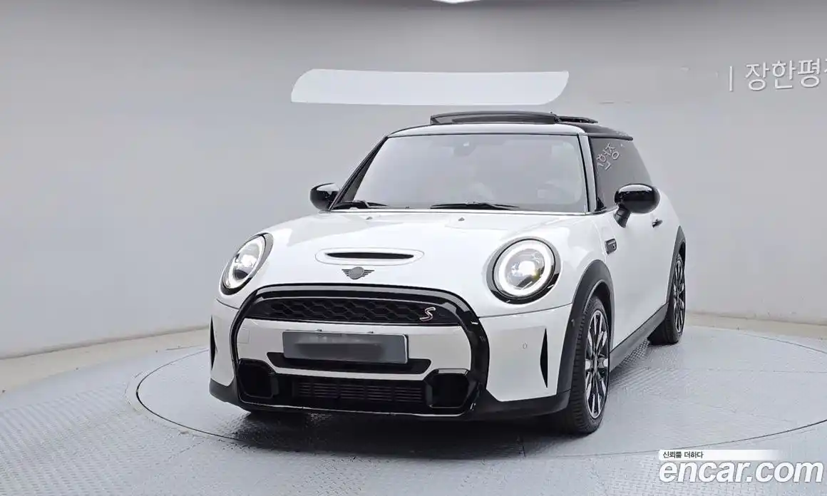 Mini Cooper 2023 2.0 гидро в Москве № 1692600, фото 3