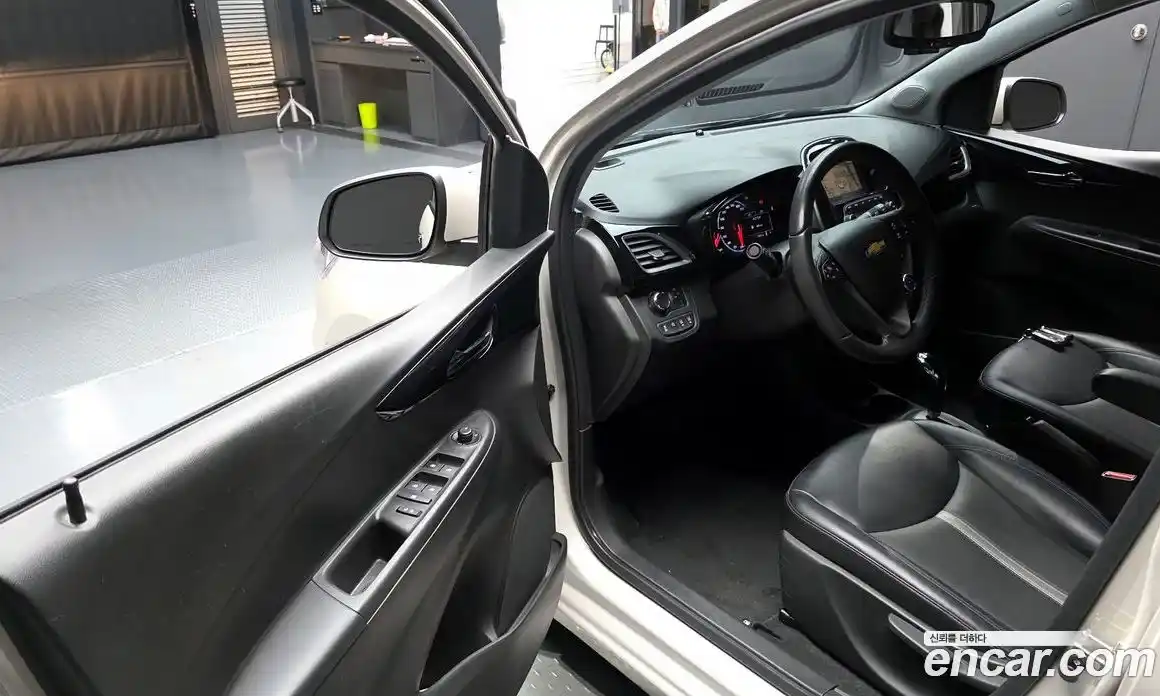 Chevrolet Spark 2018 1.0 гидро в Москве № 1760198, фото 13
