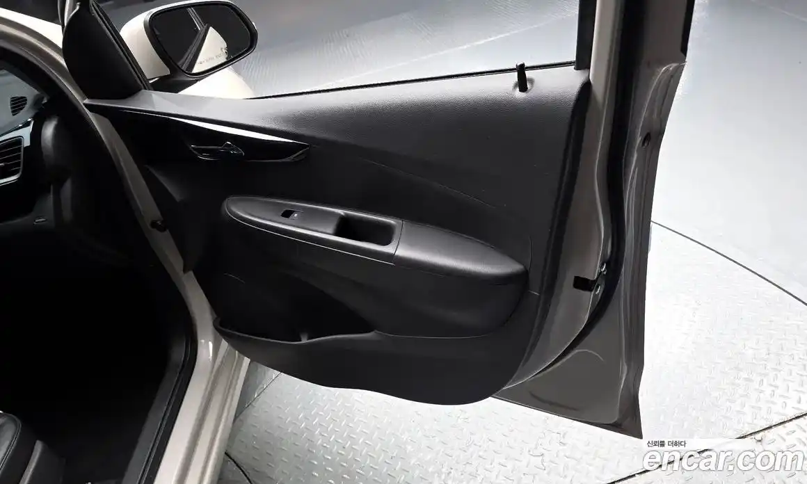 Chevrolet Spark 2018 1.0 гидро в Москве № 1760198, фото 14