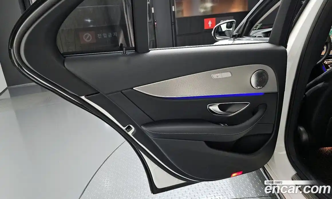 Mercedes-Benz E-Class 2018 2.0 гидро в Москве № 1762603, фото 15