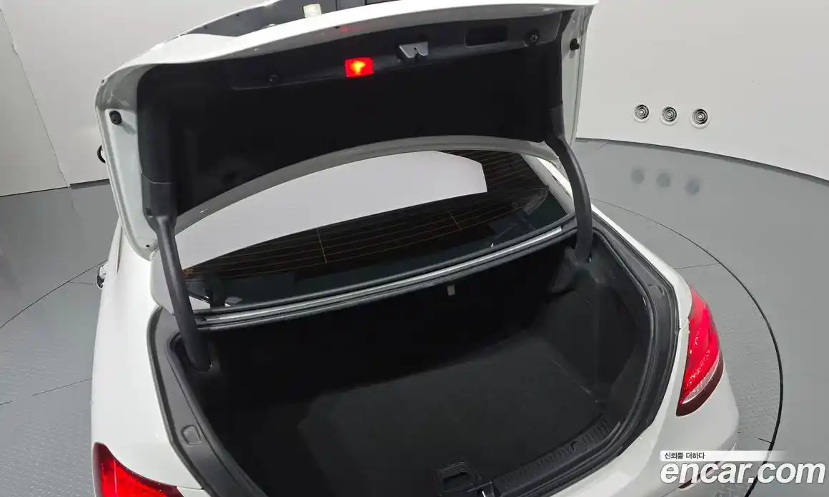 Mercedes-Benz E-Class 2018 2.0 гидро в Москве № 1762603, фото 26