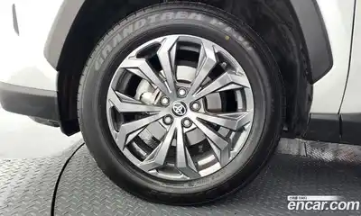 Toyota RAV4 2024 2.5 гидро в Москве № 1766804, миниатюра 5