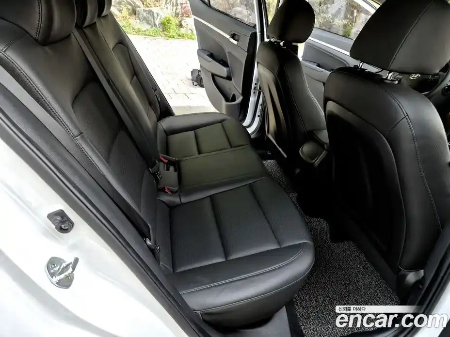 Hyundai Avante 2020 1.6 гидро в Москве № 1831013, фото 13