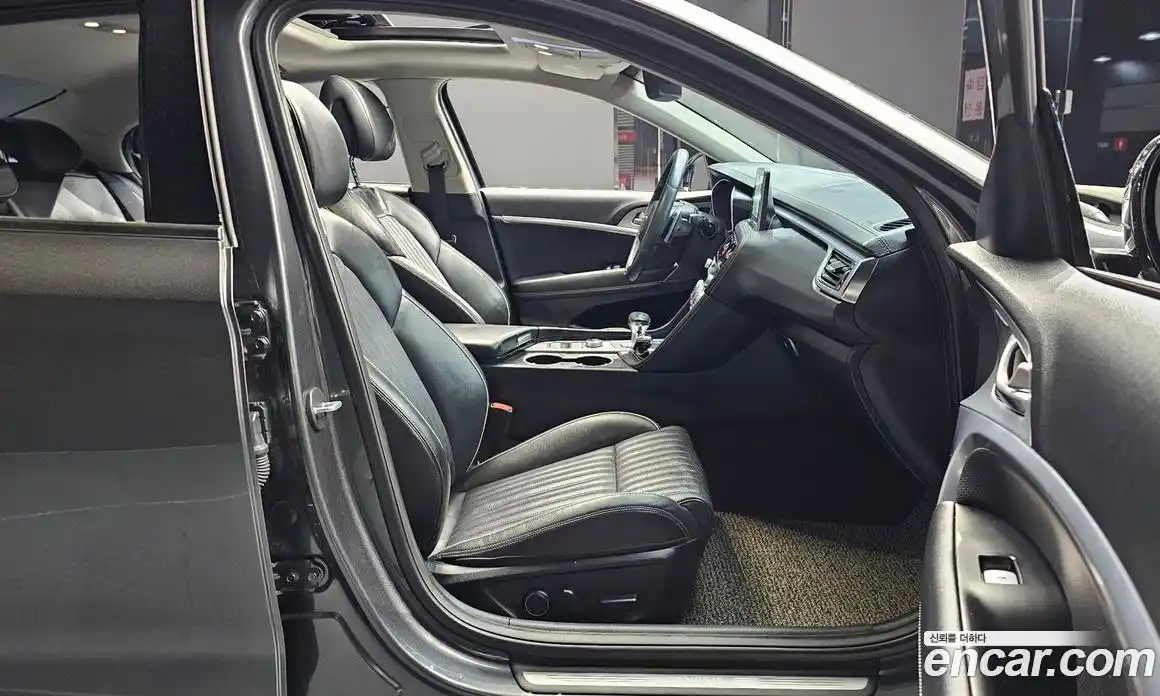 Genesis G70 2018 2.0 гидро в Москве № 1832377, фото 17