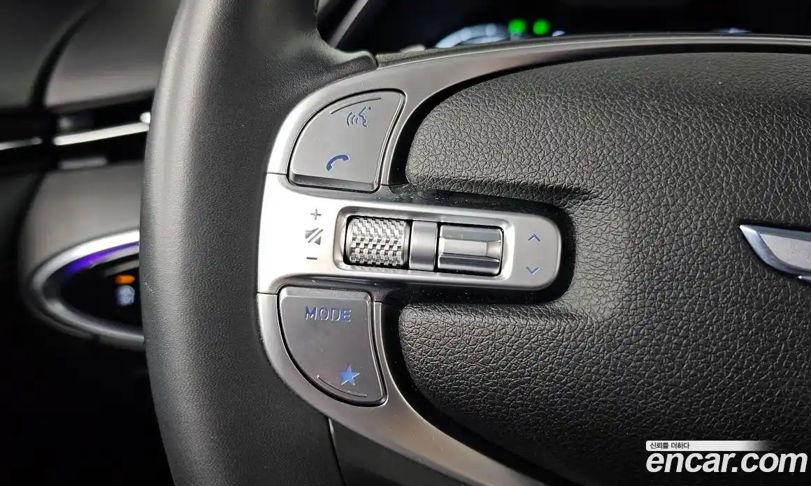 Genesis GV70 2021 2.5 гидро в Москве № 1832459, фото 29