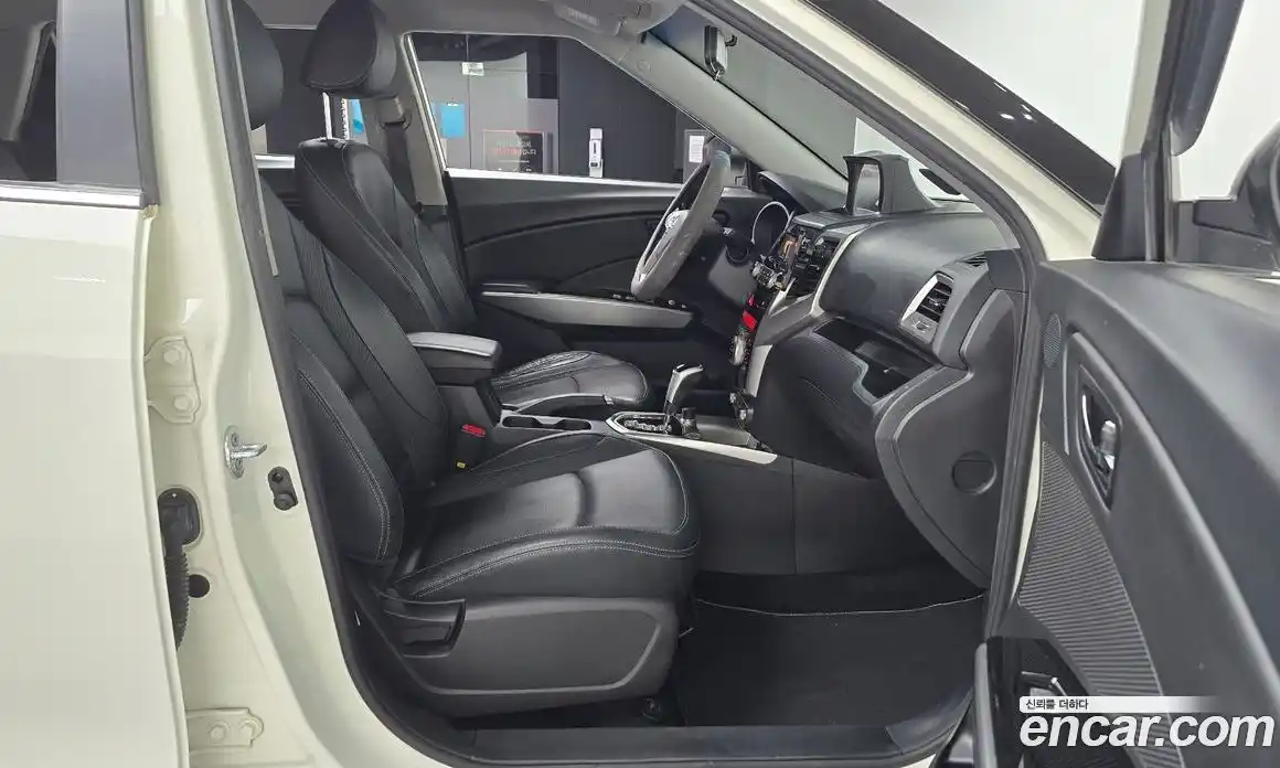 SsangYong TIBOLI 2015 1.6 гидро в Москве № 1832994, фото 11