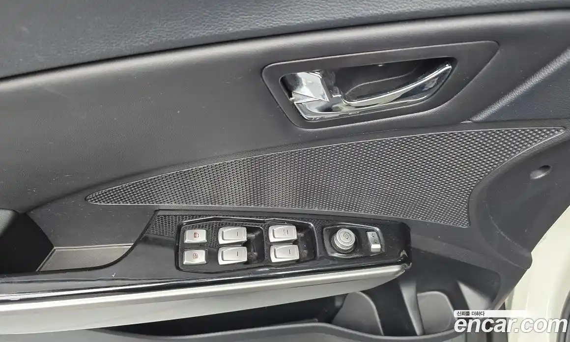 SsangYong TIBOLI 2015 1.6 гидро в Москве № 1832994, фото 17