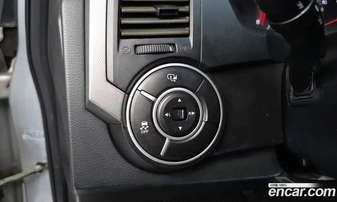 SsangYong Korando 2013 2.0 гидро в Москве № 1833149, фото 14