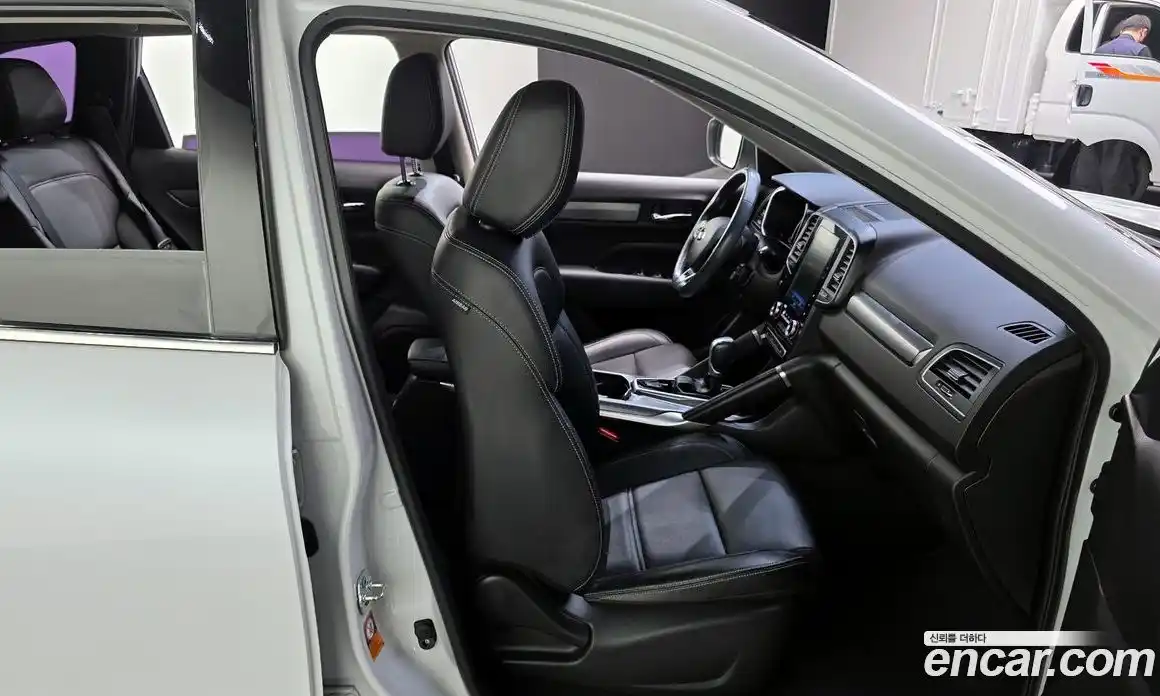 Renault QM6 2018 2.0 гидро в Москве № 1834536, фото 12