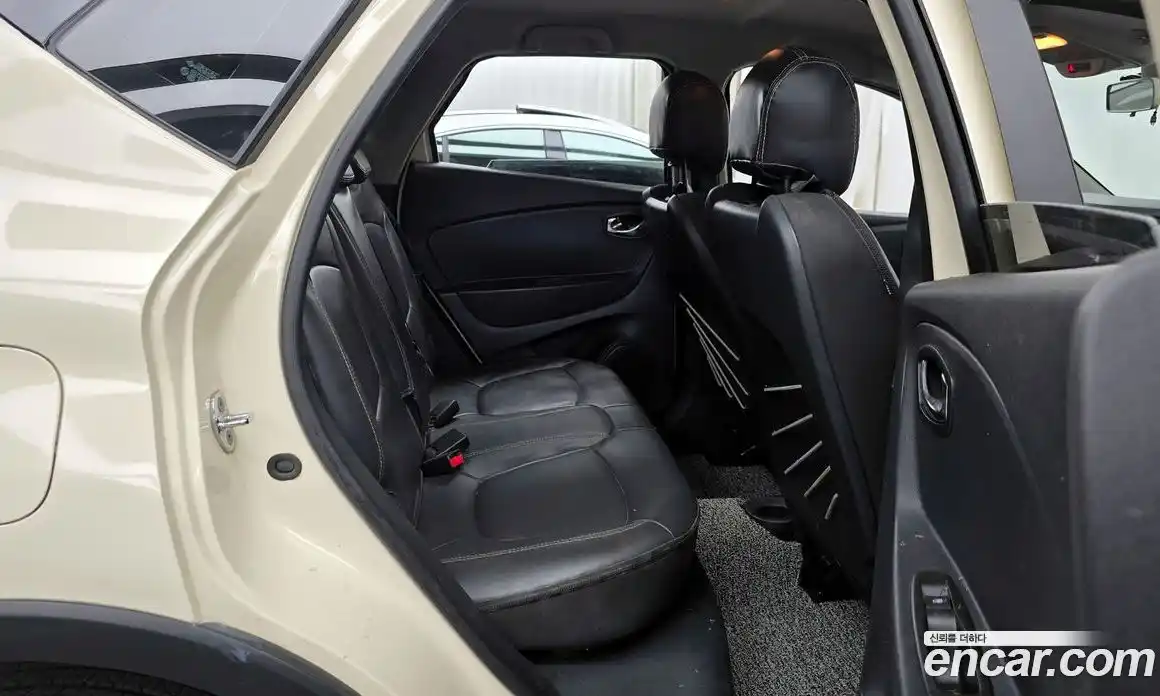 Renault QM3 2016 1.5 гидро в Москве № 1834719, фото 12