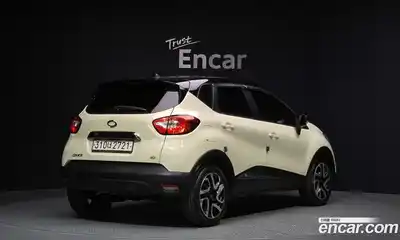 Renault QM3 2016 1.5 гидро в Москве № 1834719, миниатюра 2