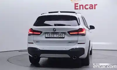 BMW X1 2022 2.0 гидро в Москве № 1835584, миниатюра 4