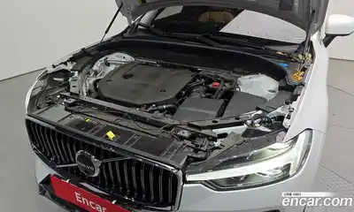 Volvo XC60 2023 2.0 гидро в Москве № 1836782, миниатюра 6